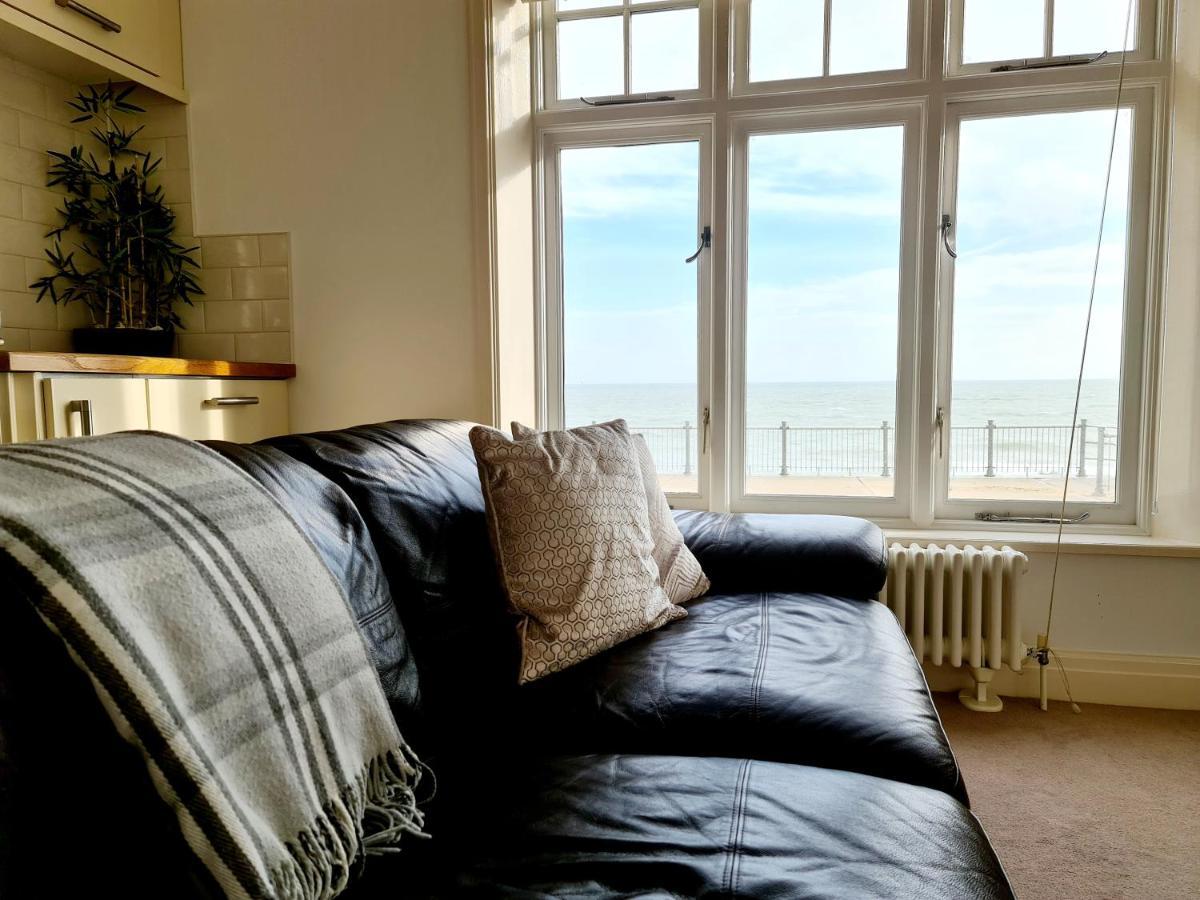 Vitamin Sea Beachfront Apartment Ramsgate - Sleeps 4 المظهر الخارجي الصورة