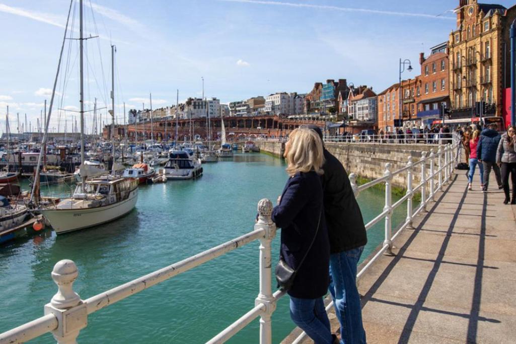 Vitamin Sea Beachfront Apartment Ramsgate - Sleeps 4 المظهر الخارجي الصورة